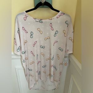 Lularoe irma tunic size xs.